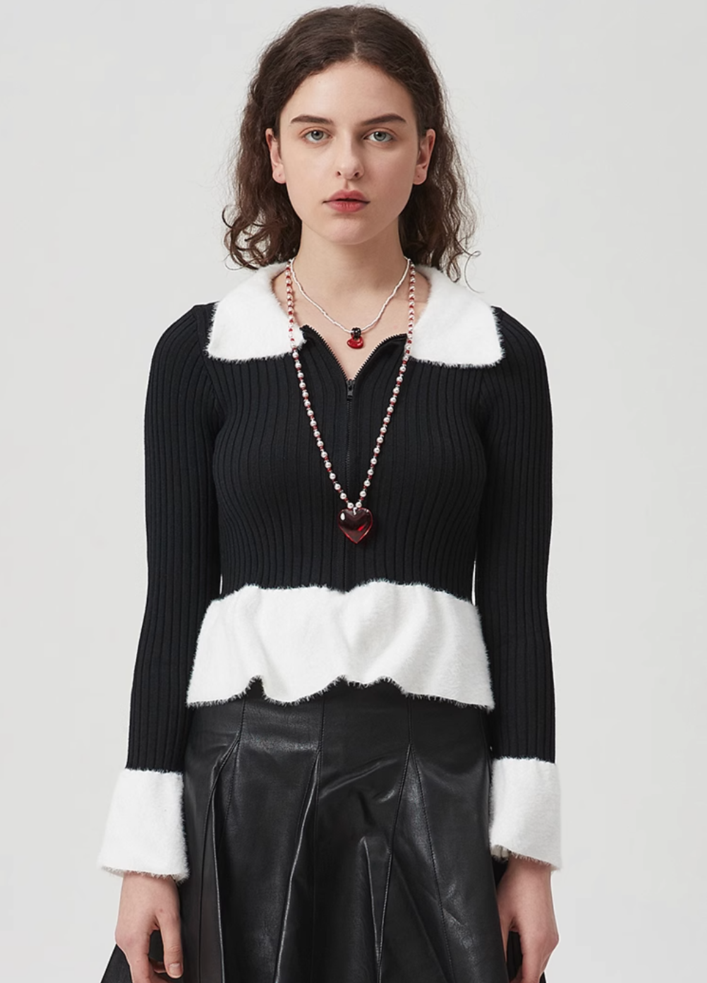 AWE Red Heart Pearl Necklace