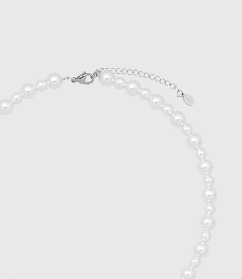 AWE Luxury Flower Pearl Necklace