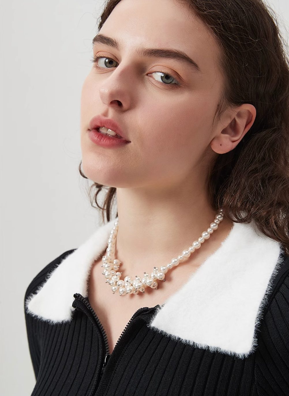 AWE Luxury Flower Pearl Necklace