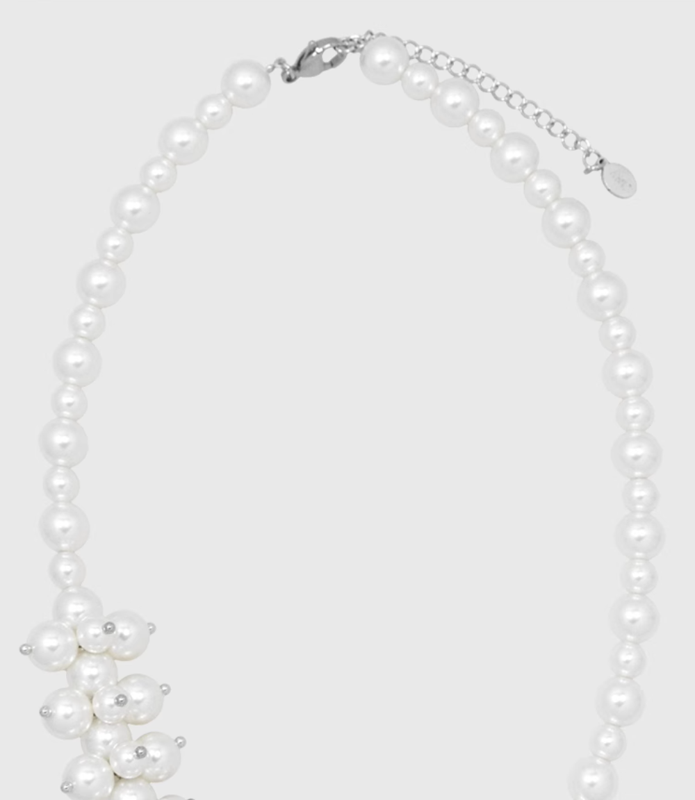 AWE Luxury Flower Pearl Necklace