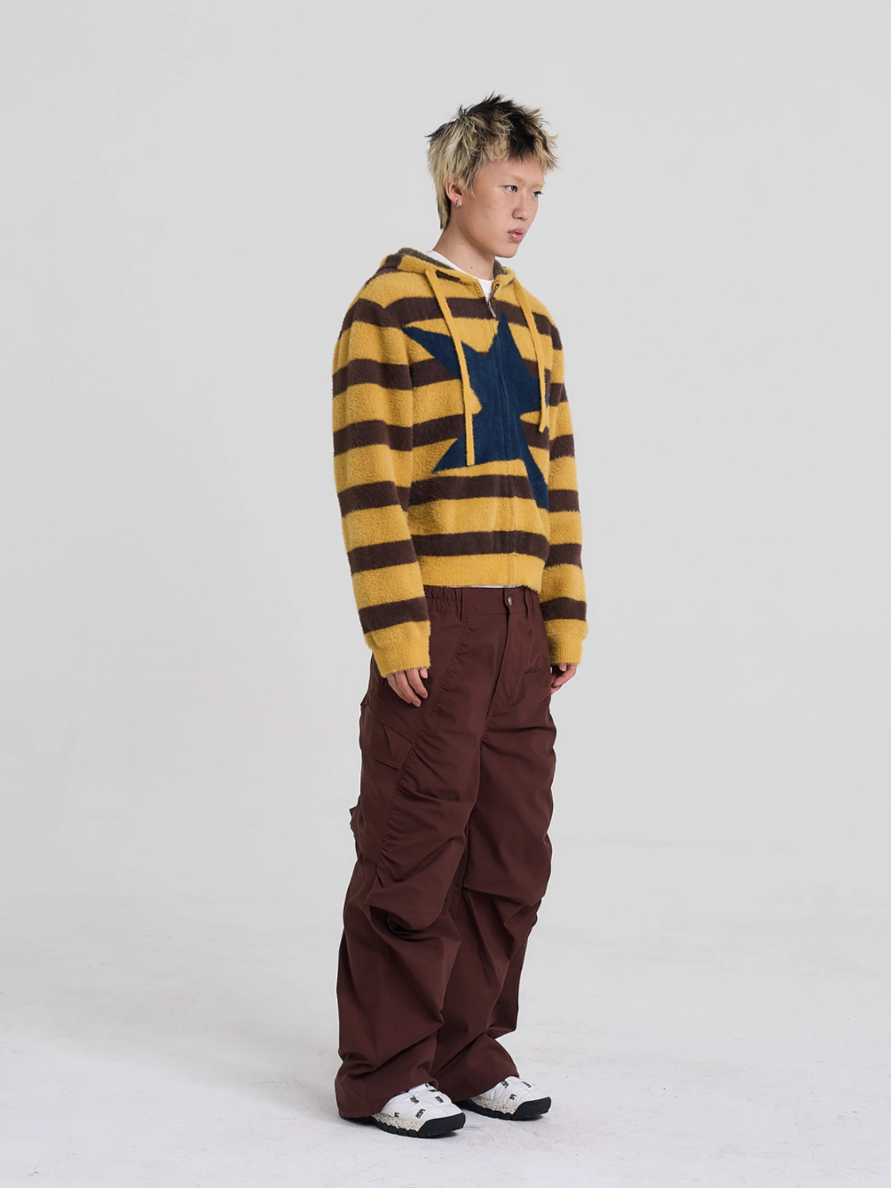 EVILKNIGHT(EK) Striped Star Knit Zip-Up Hoodie