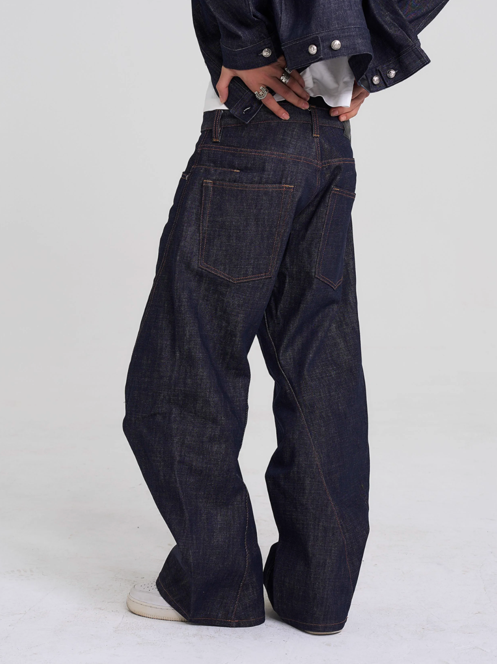 EVILKNIGHT(EK) Classic Tailoring Line Wide-Leg Jeans