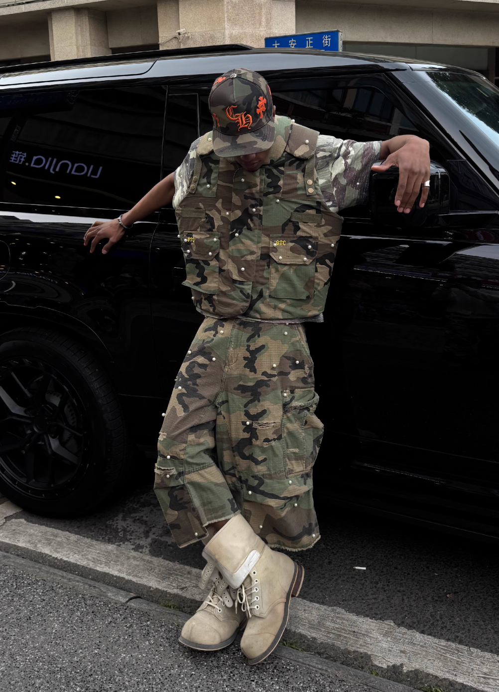 STEEPC M-65 Pearl Embellished Camouflage Baggy Cargo Shorts