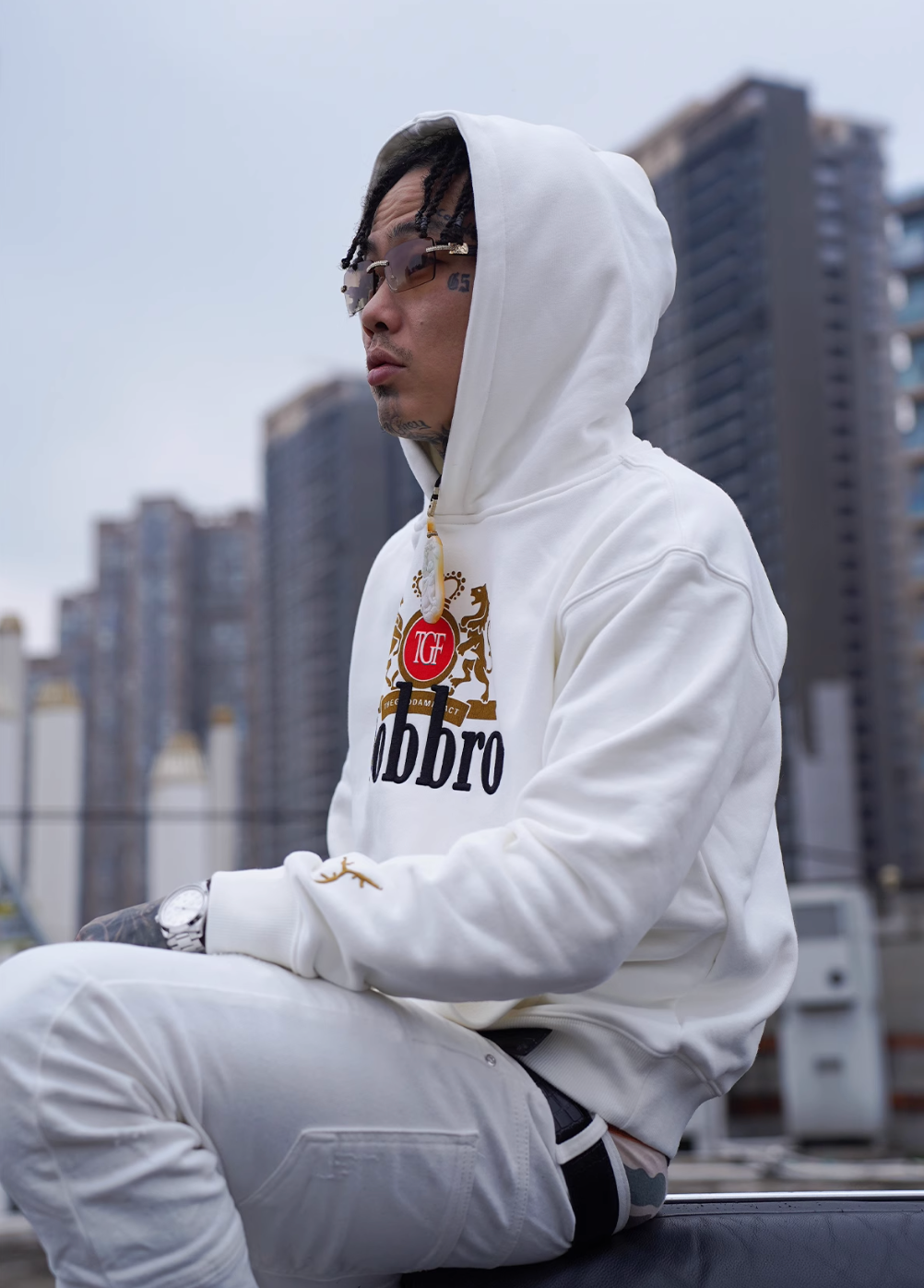 TGFCLUB Mobbro Embroidered Print Hoodie