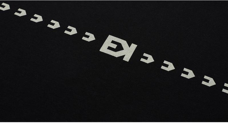 EVILKNIGHT(EK) Basic Arrow Logo Long Sleeve Tee