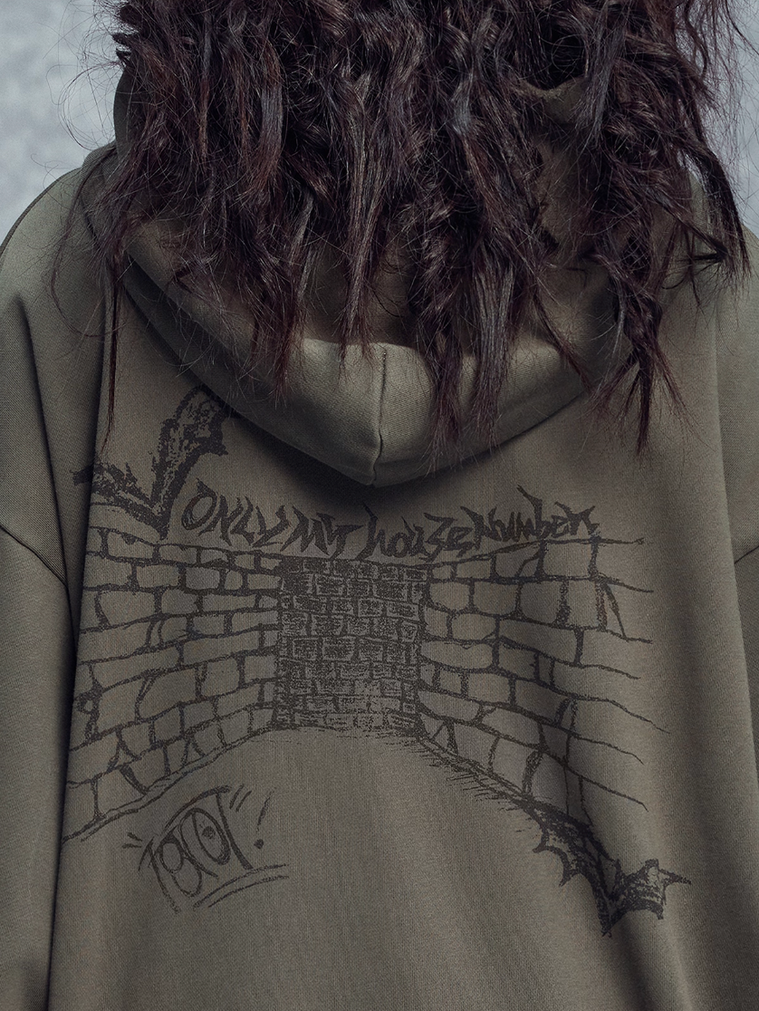 1807 Graffiti Angel Print Zip Up Hoodie