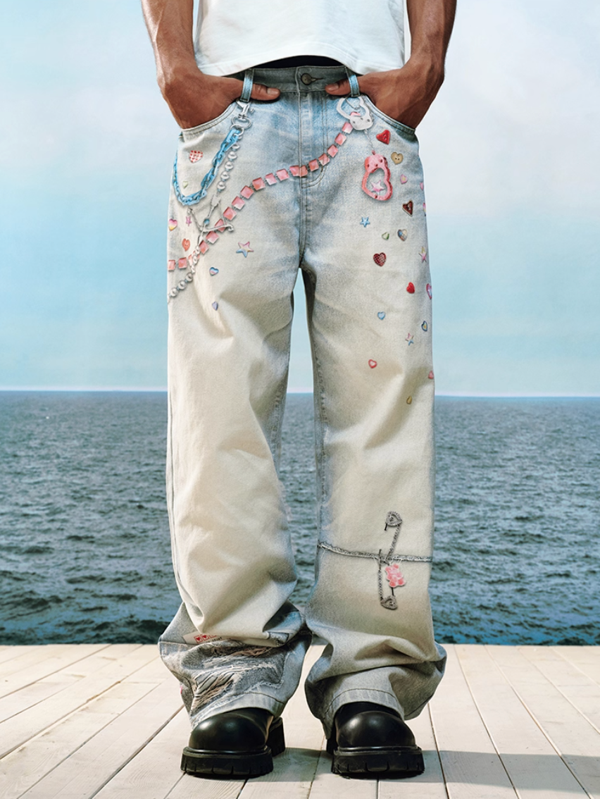 YADcrew Cute Heart Photorealistic Print Jeans