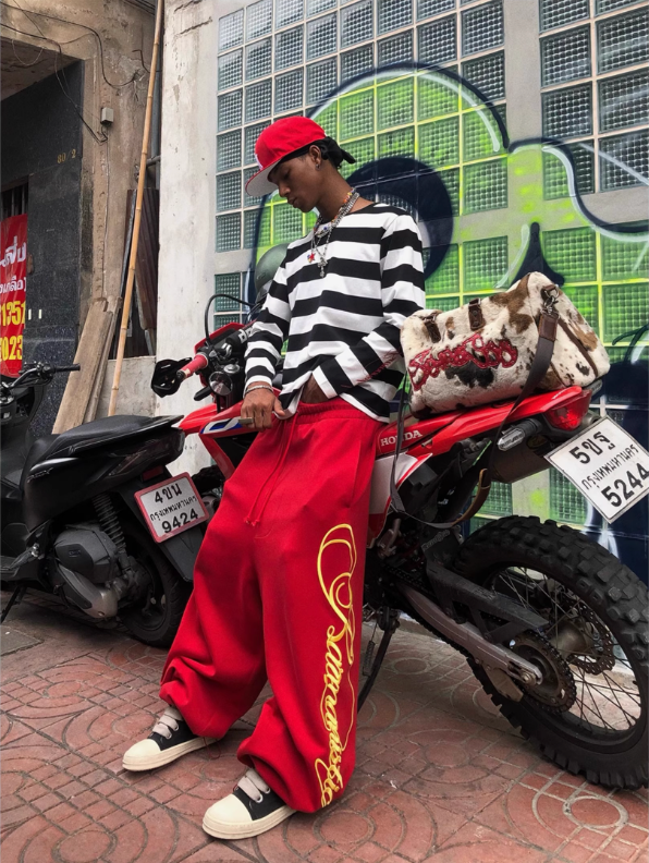 KARMANISTIC Original Embroidery Baggy Jogger Sweatpants