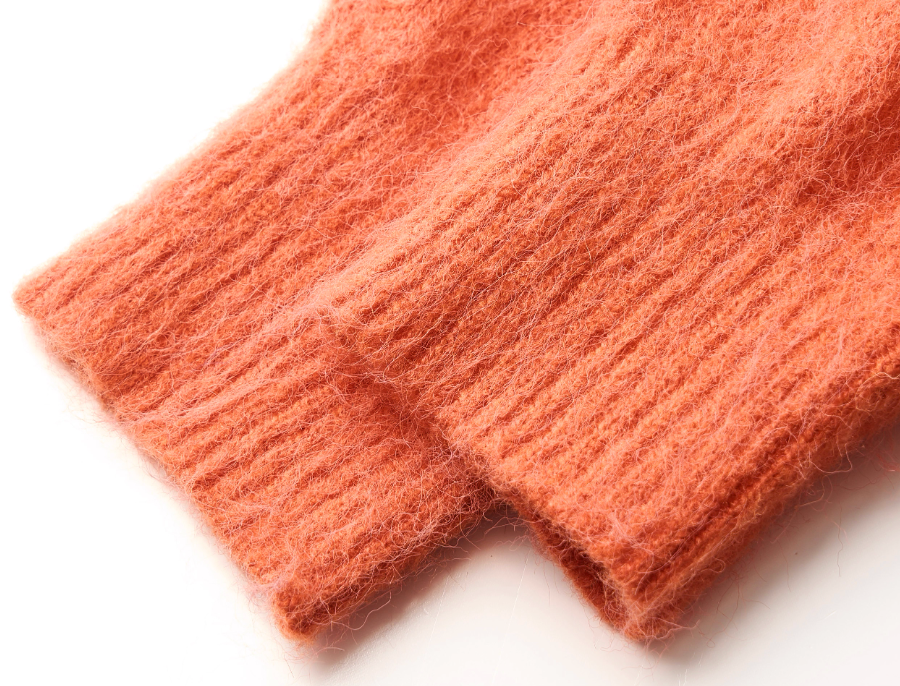 STEEPC Wool Blend Heart Patch Knit Sweater