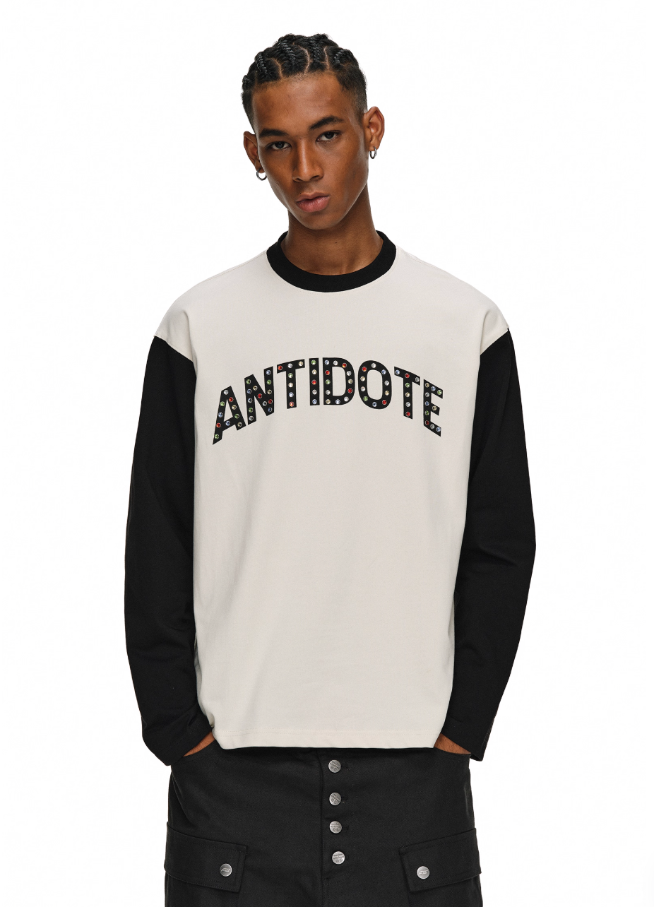 ANTIDOTE Color Stone Studded Long Sleeve Tee