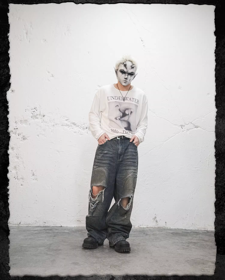UNDERWATER Dirty Dye Aged Torn Baggy Jeans