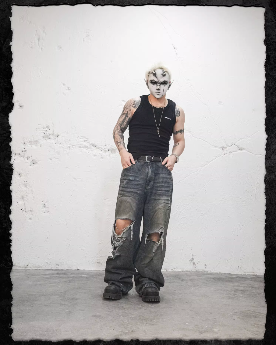 UNDERWATER Dirty Dye Aged Torn Baggy Jeans