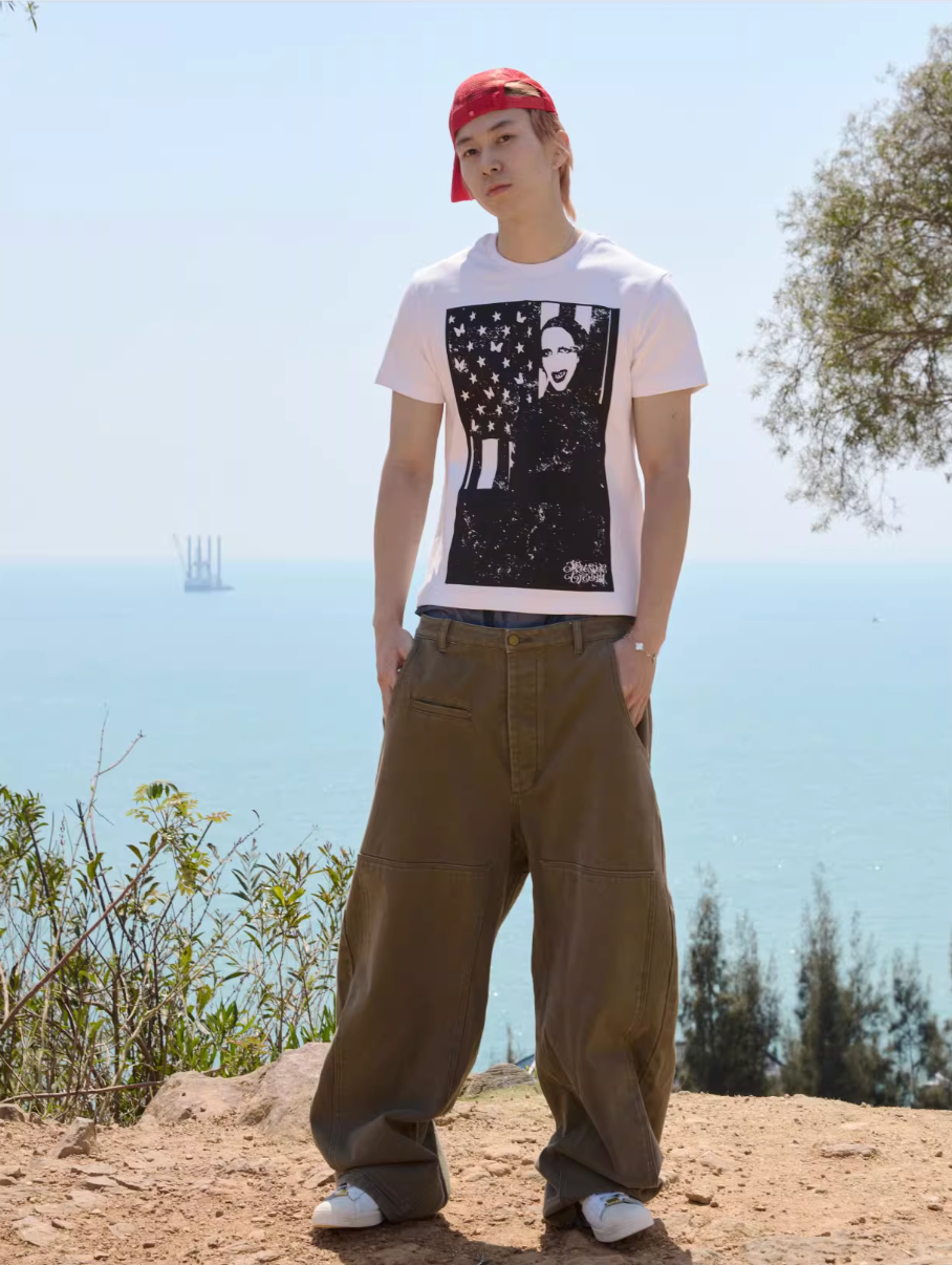 RUSURE Portrait Print Tee