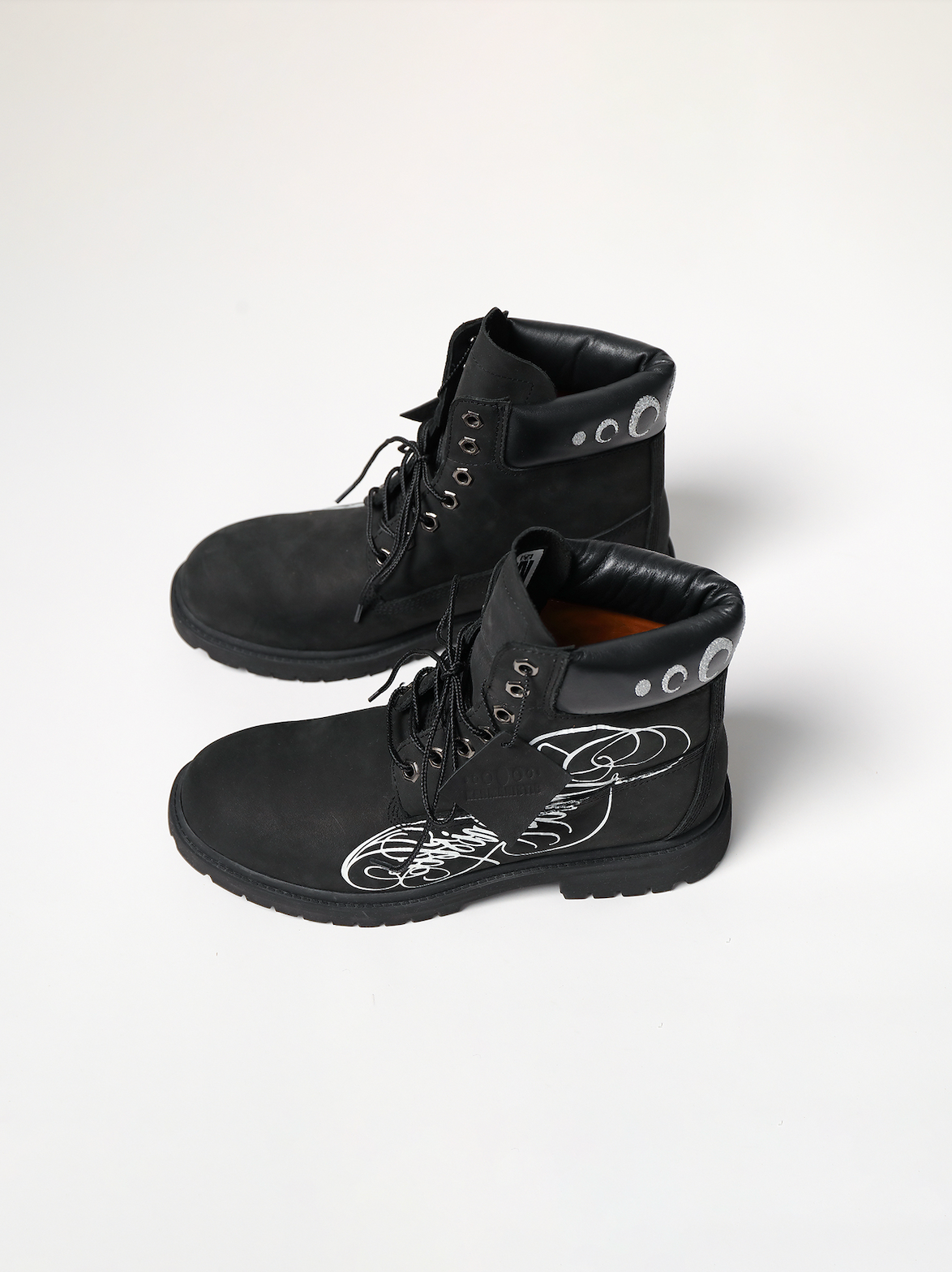 KARMANISTIC Nubuck Leather Embroidered Work Boots