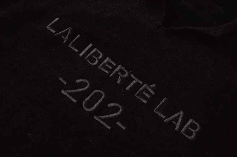 Labt Patch Embroidery Polo Knit Sweater