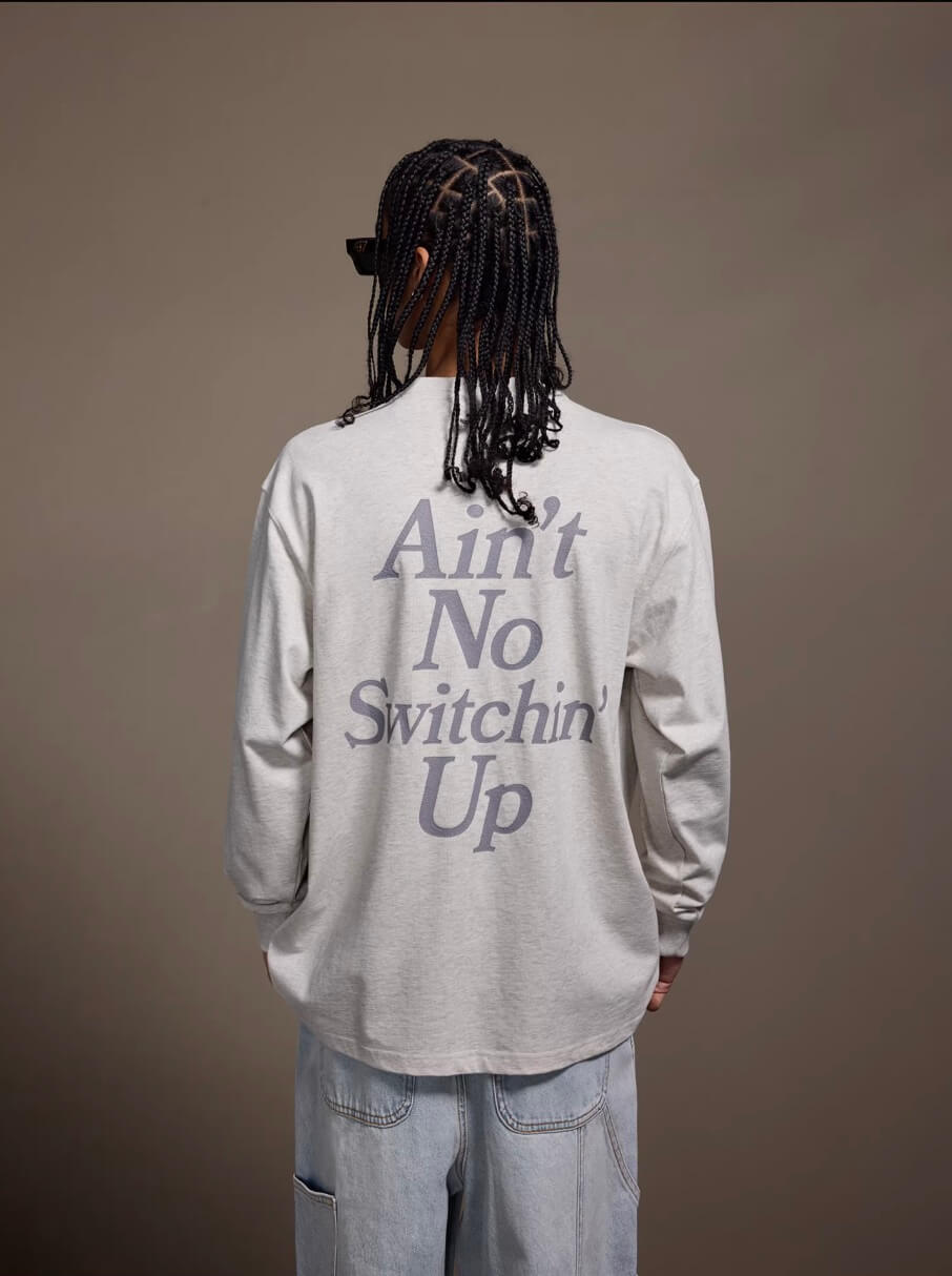1807 STILLGOING Crackle Print Long Sleeve Tee