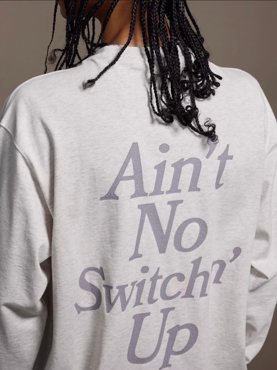 1807 STILLGOING Crackle Print Long Sleeve Tee