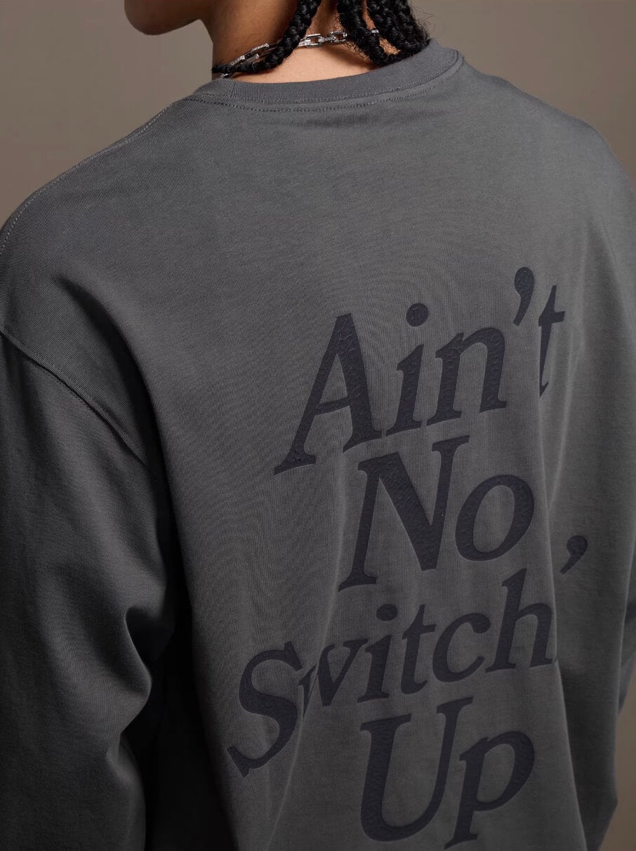 1807 STILLGOING Crackle Print Long Sleeve Tee