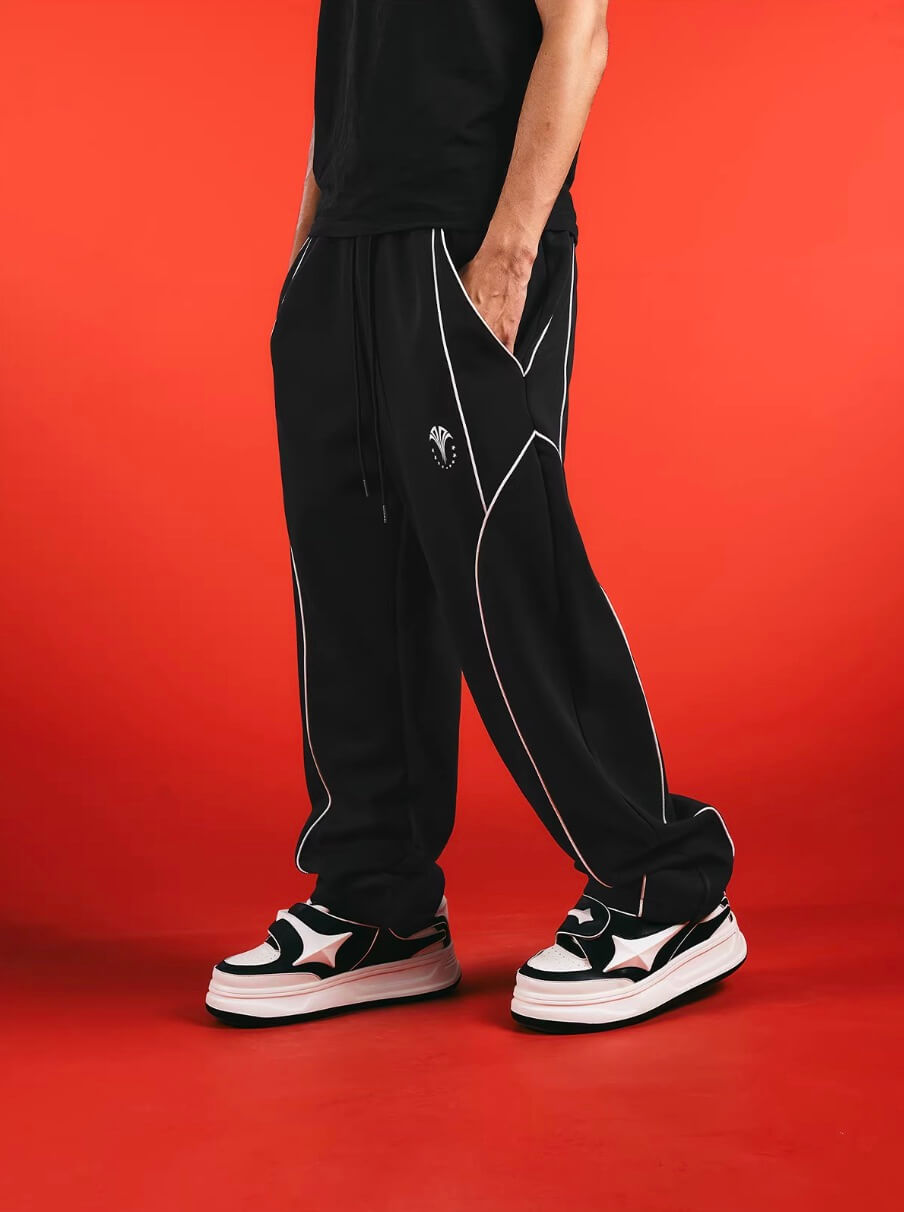 1807 HERE Line Pattern Sweatpants