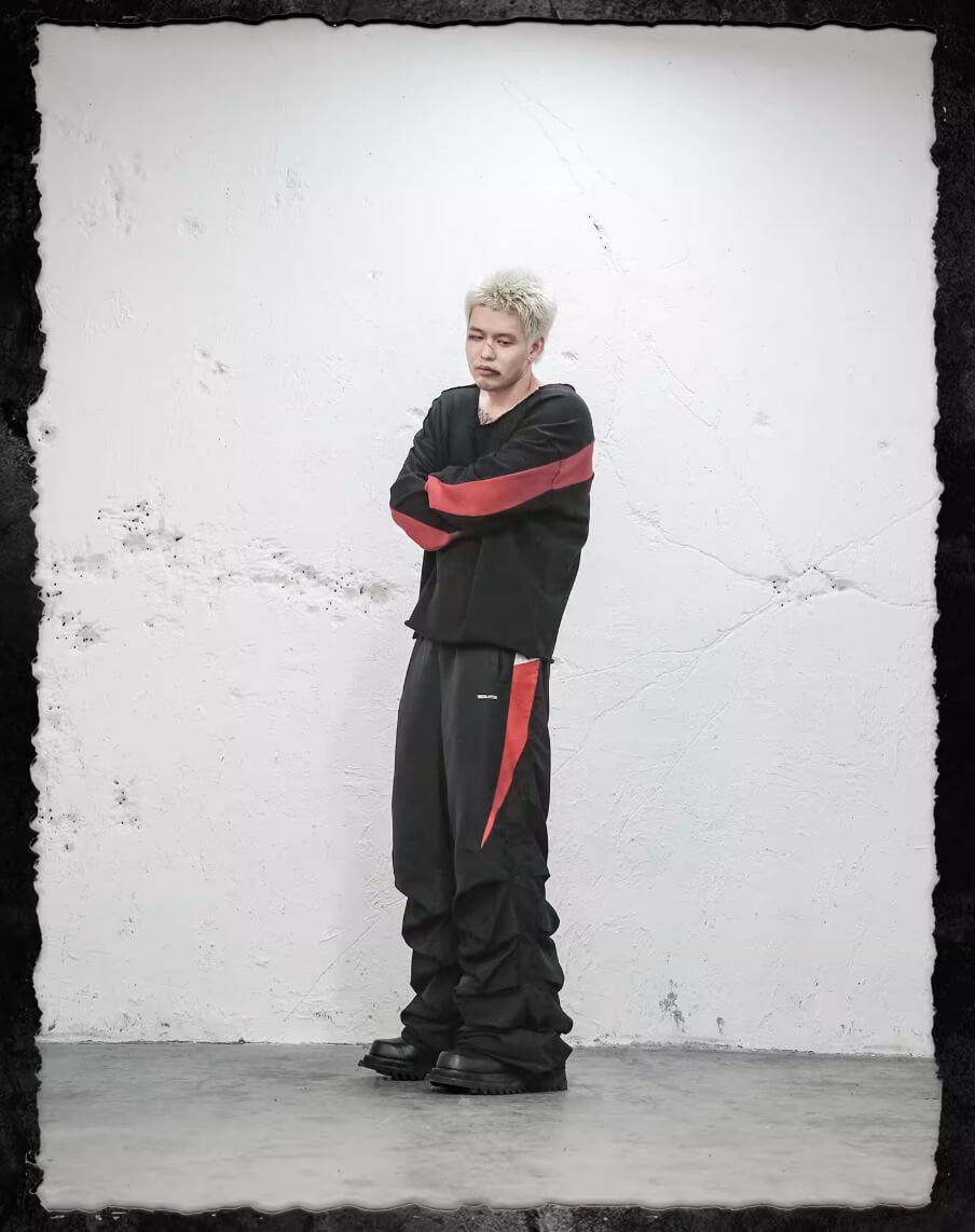 UNDERWATER Striped Colorblock Raw Hem Sweatshirt