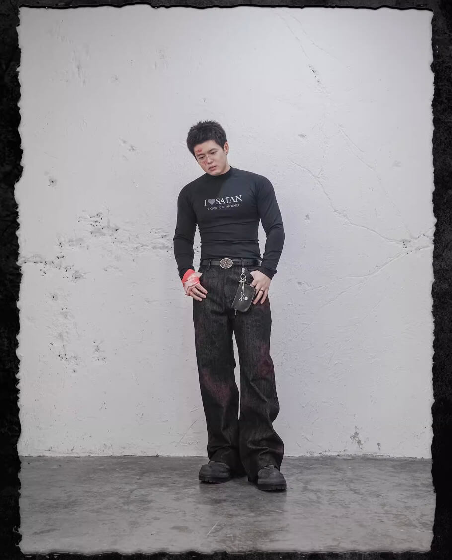UNDERWATER Studded Denim Flared Jeans