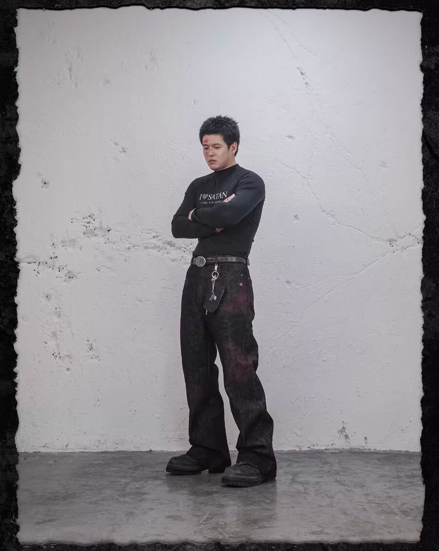 UNDERWATER Studded Denim Flared Jeans