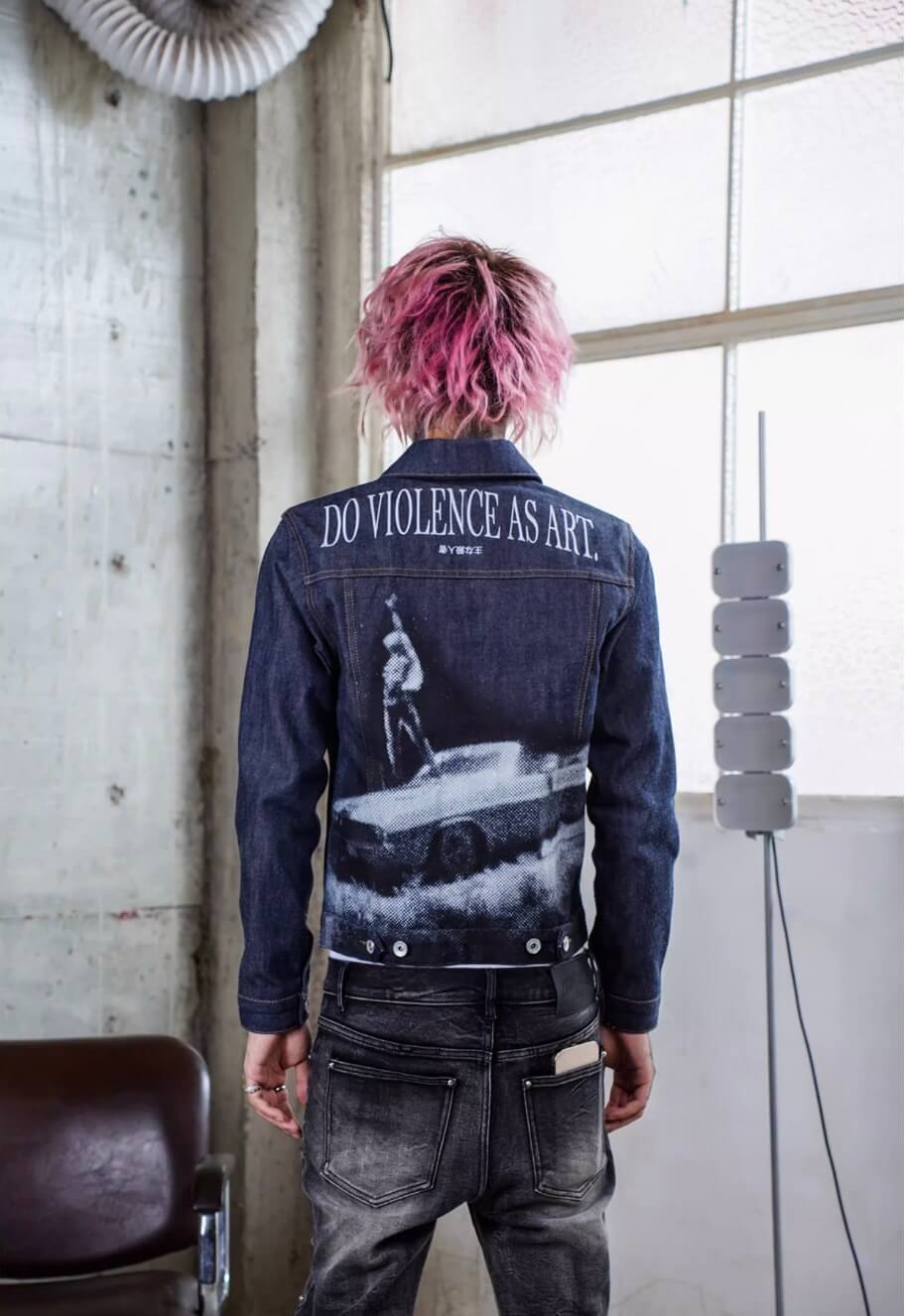 TGFCLUB Portrait Graphic Studded Slim Fit Denim Jacket