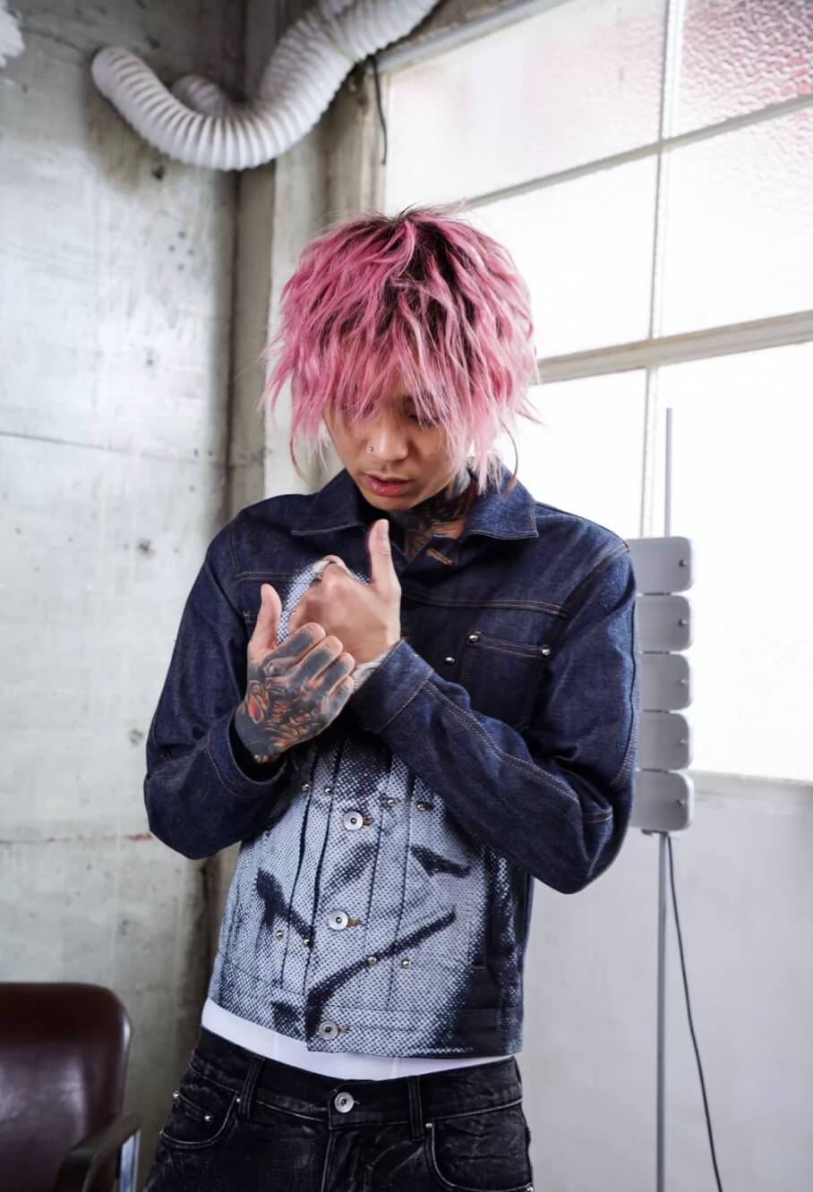 TGFCLUB Portrait Graphic Studded Slim Fit Denim Jacket