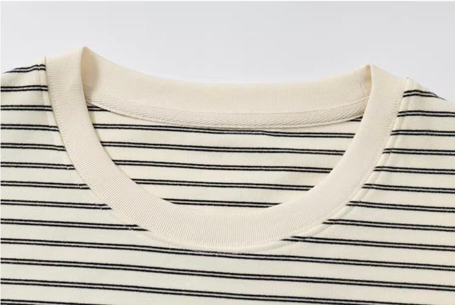 YADcrew Vintage Lion Print Striped Long Sleeve Tee