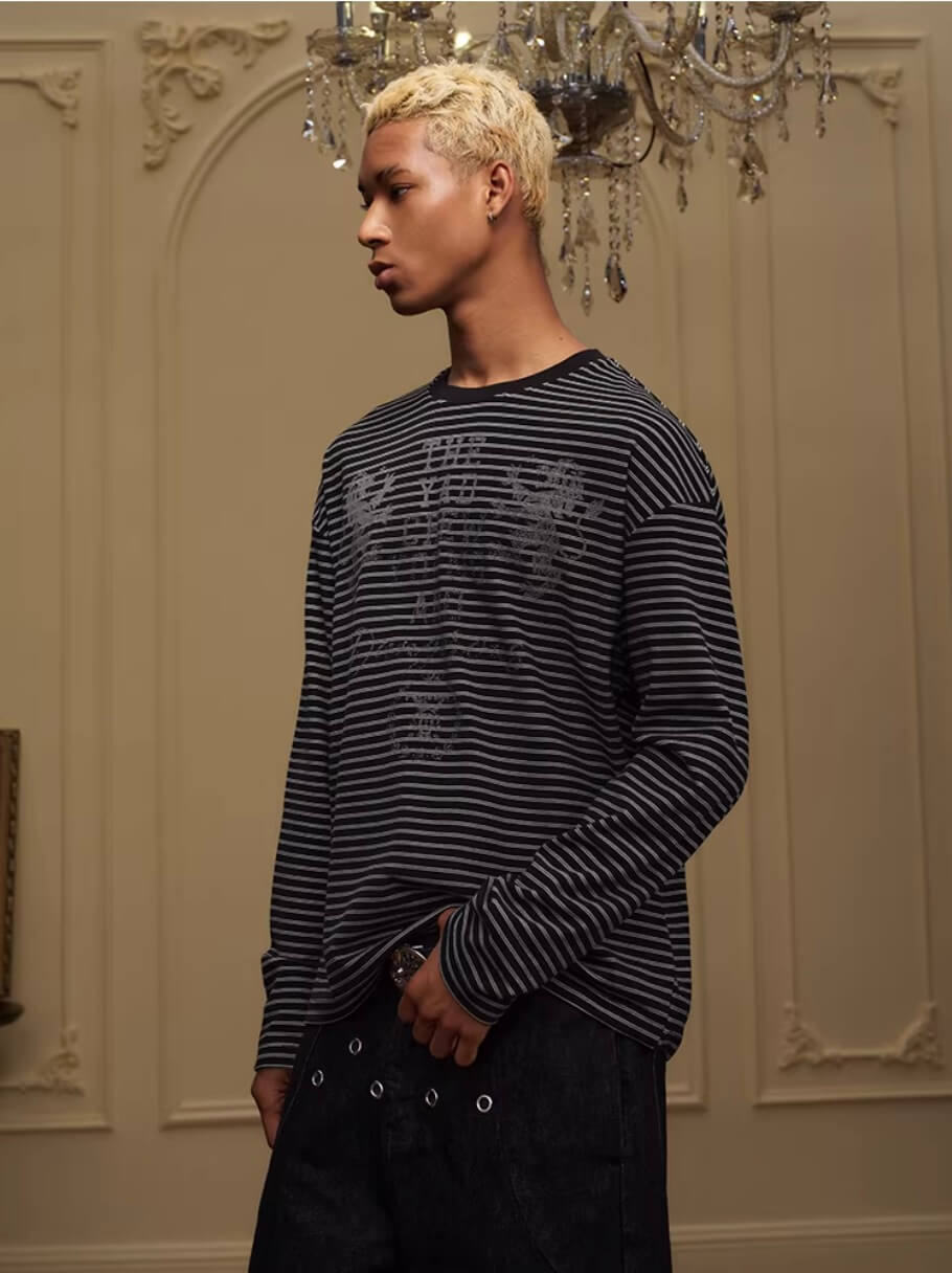 YADcrew Vintage Lion Print Striped Long Sleeve Tee
