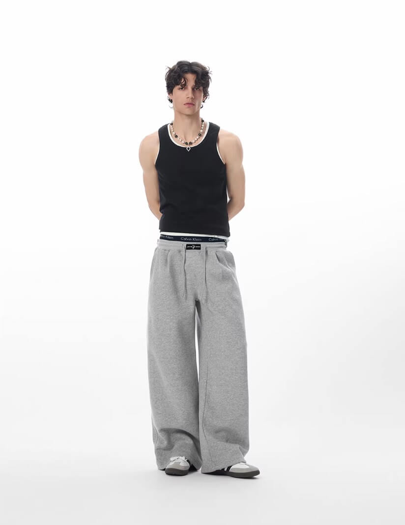 JHYQ Logo Patch Baggy Sweatpants