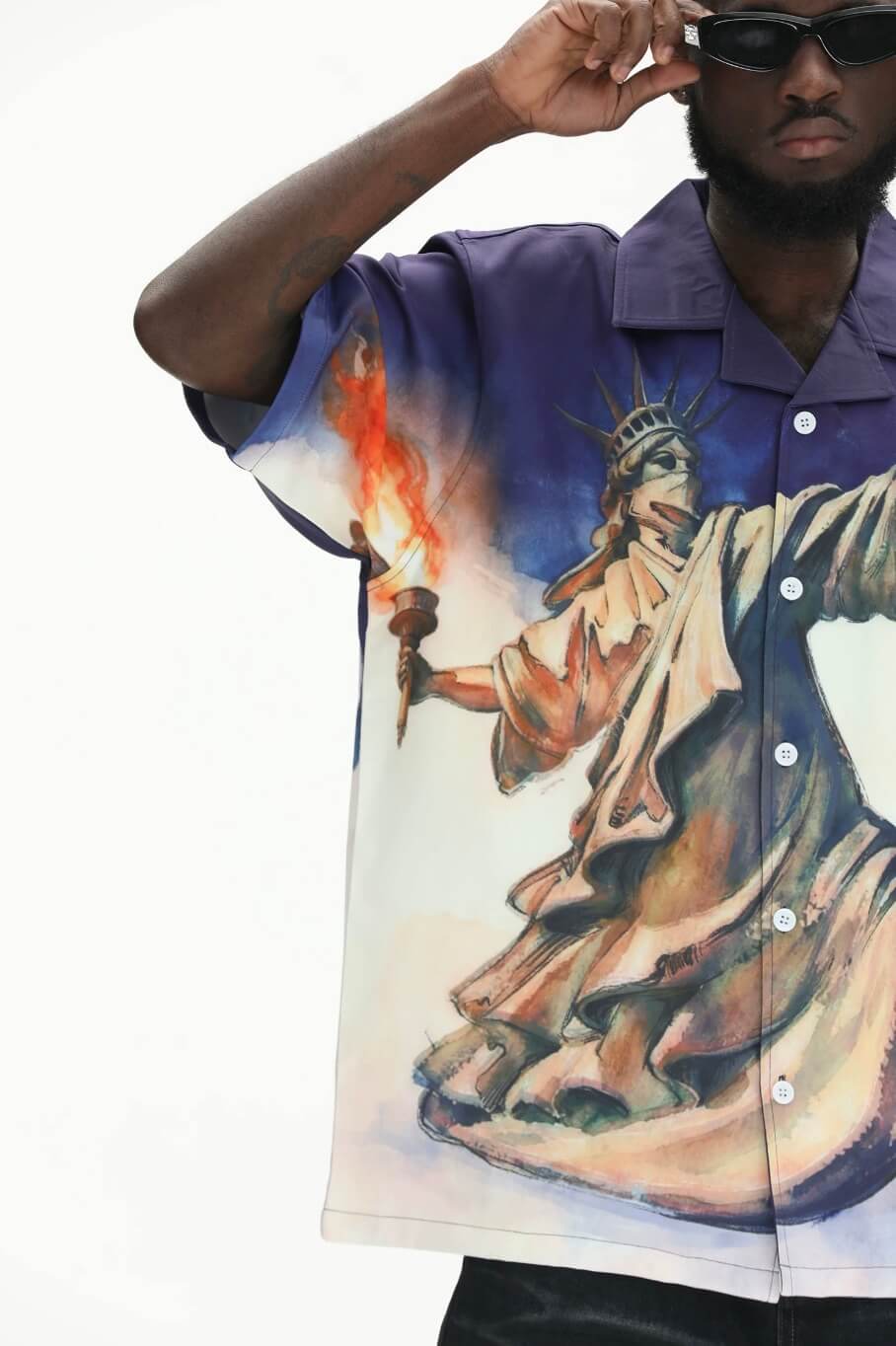 UNTILWERICH Statue of Liberty Graphic Short Sleeve Shirt