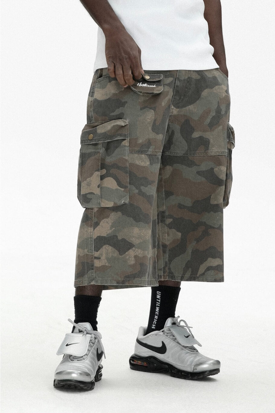 UNTILWERICH Washed Camo Multi Pocket Wide Cargo Below Knee Shorts
