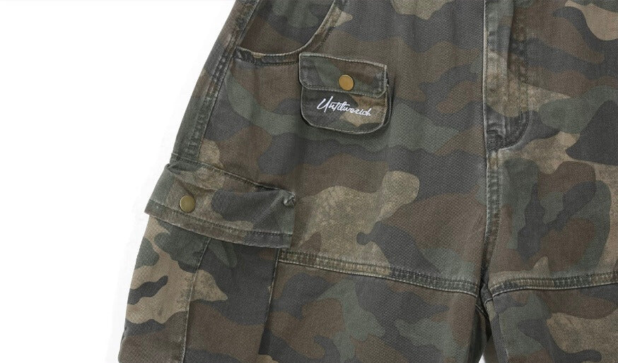 UNTILWERICH Washed Camo Multi Pocket Wide Cargo Below Knee Shorts