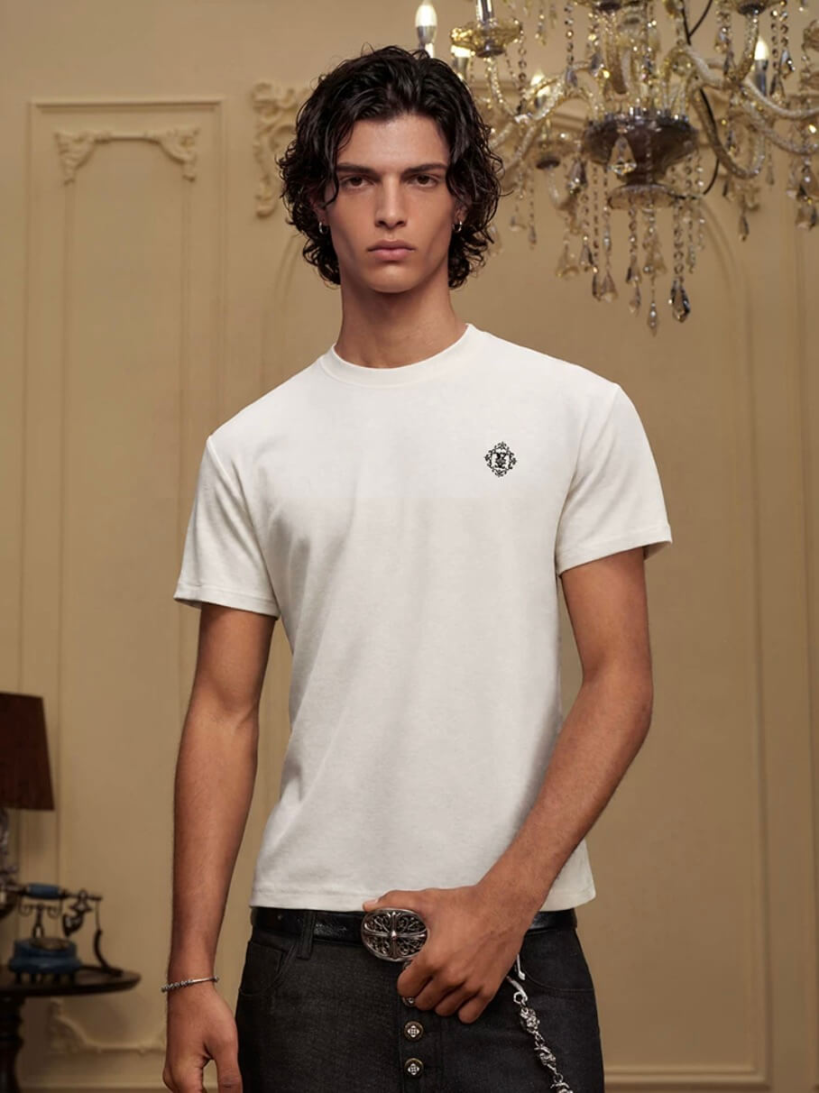 YADcrew Baroque Small Logo Embroidered Tee