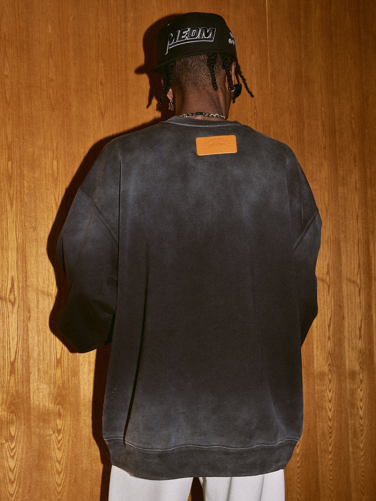MEDM Gradient Embroidery Sweatshirts