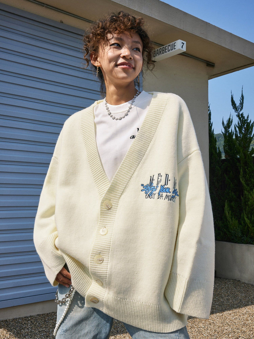 MEDM V Neck Embroidered Knit Cardigan