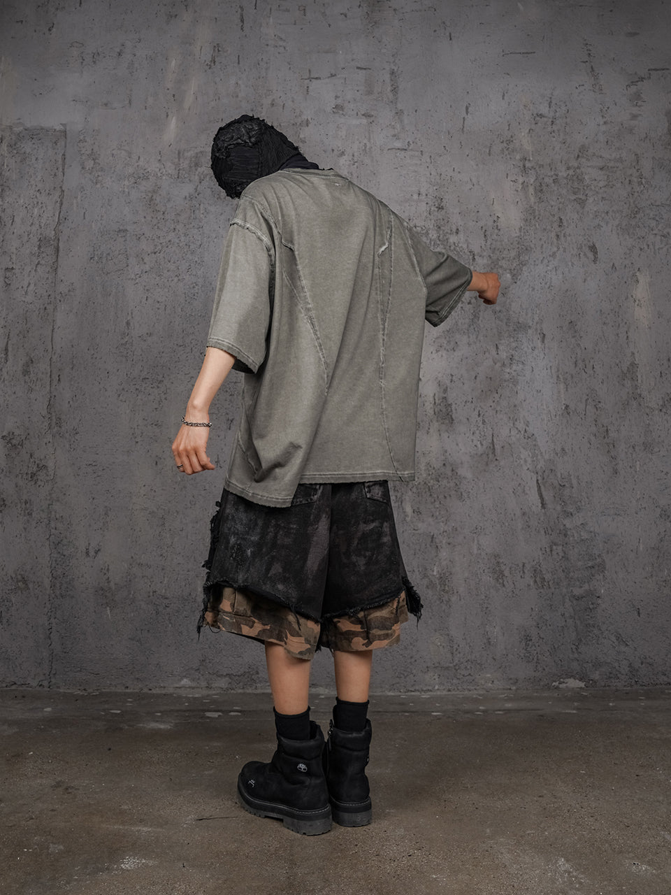 UNDERWATER Double Layer Damage Black Cargo Denim Shorts | Baggy Jorts