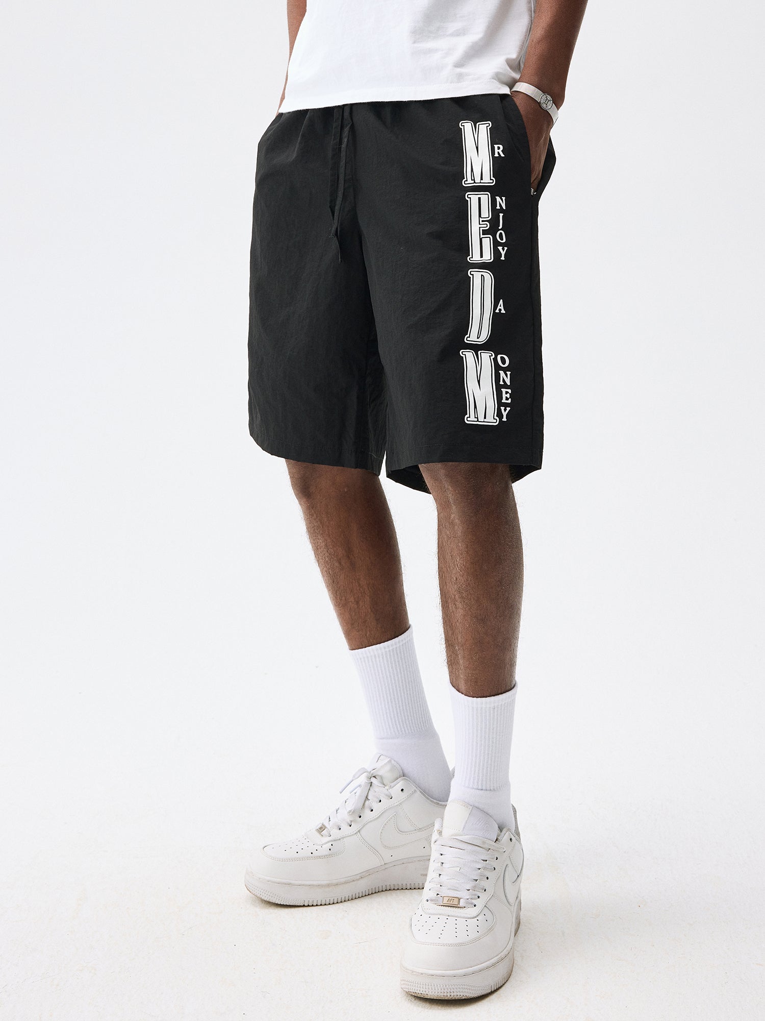 MEDM Nylon Letter Logo Sports Shorts