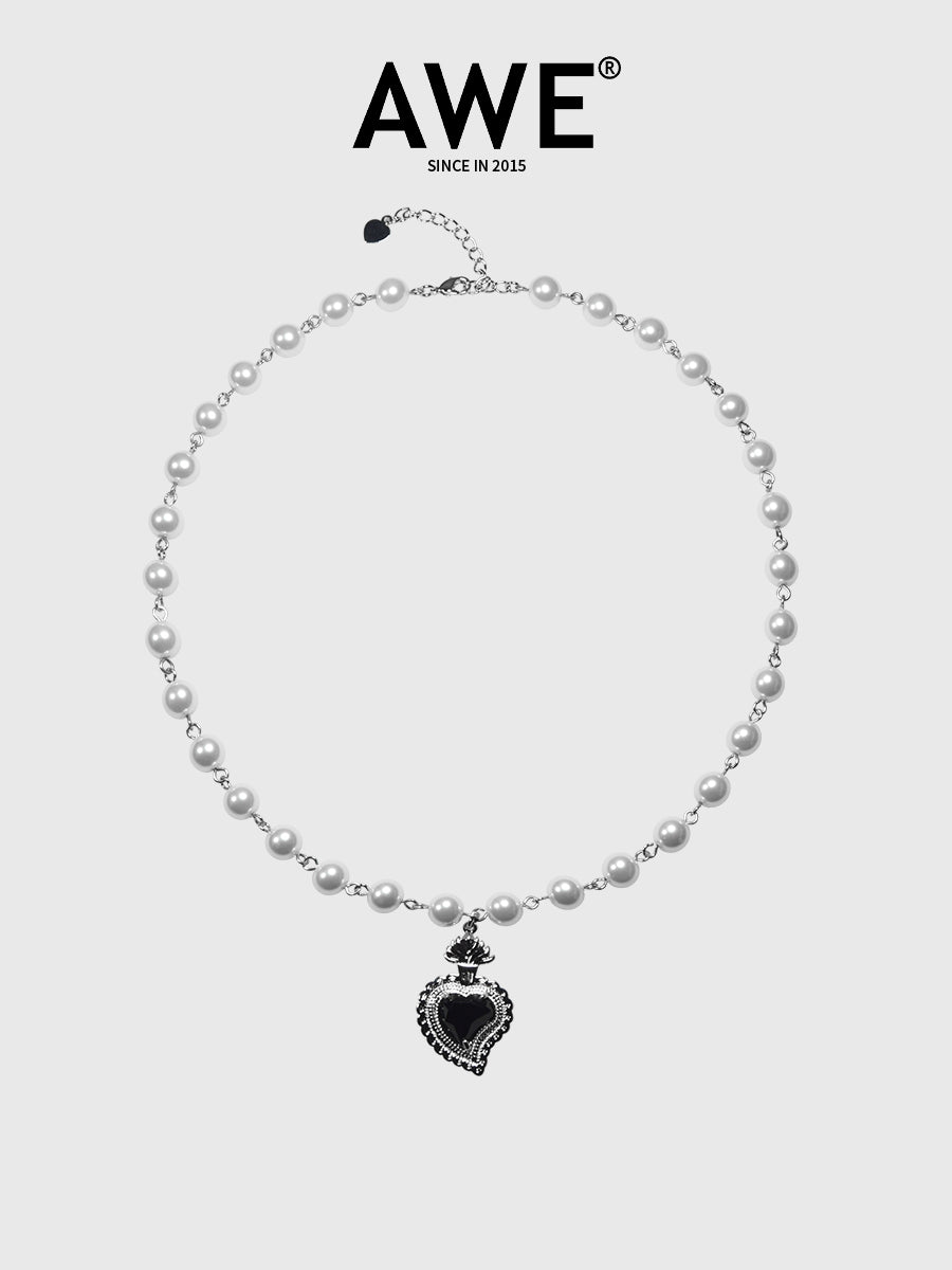 AWE Gemstone Love Pearl Necklace