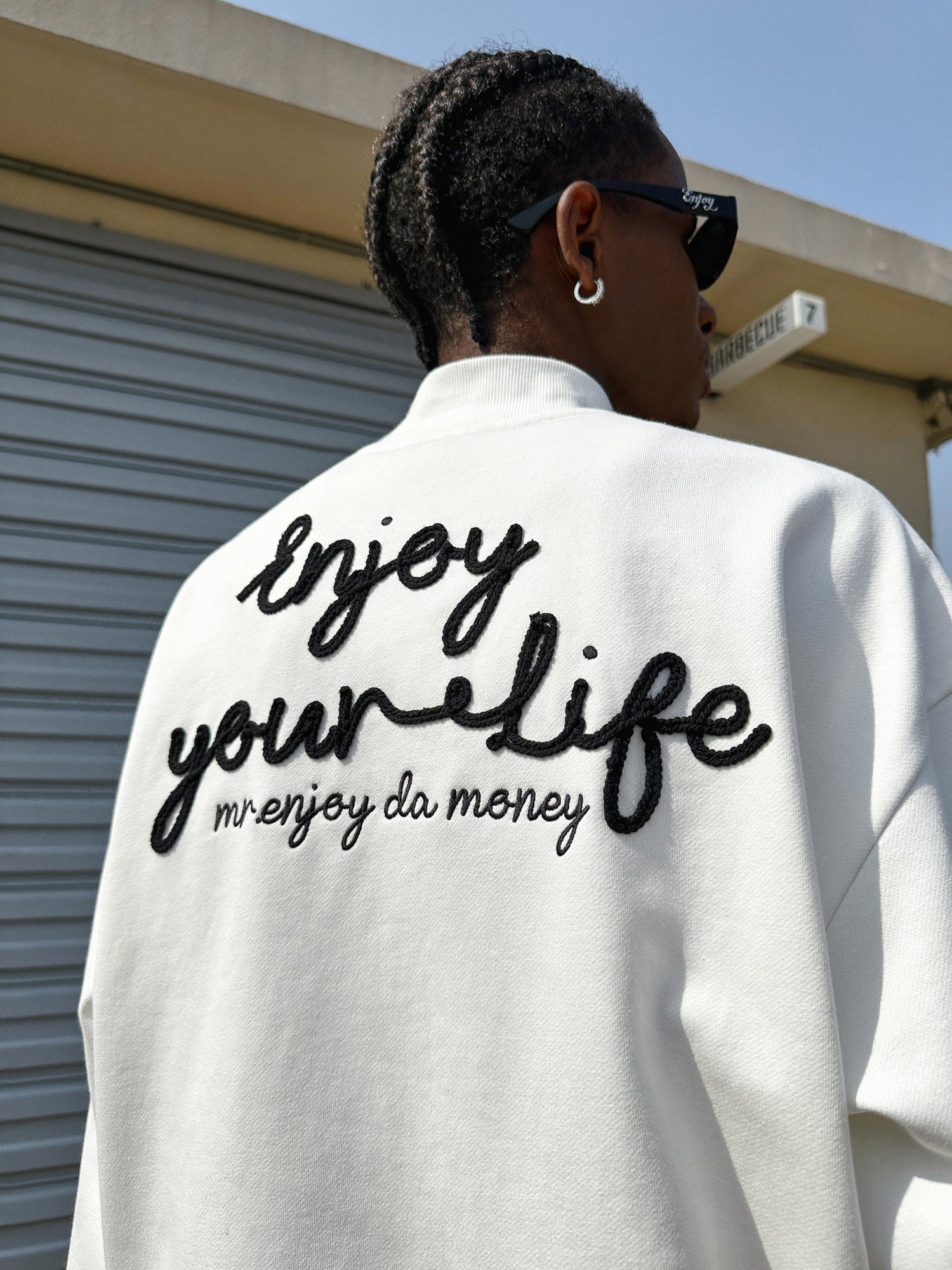 MEDM Logo Half High Neck Sweatshirt