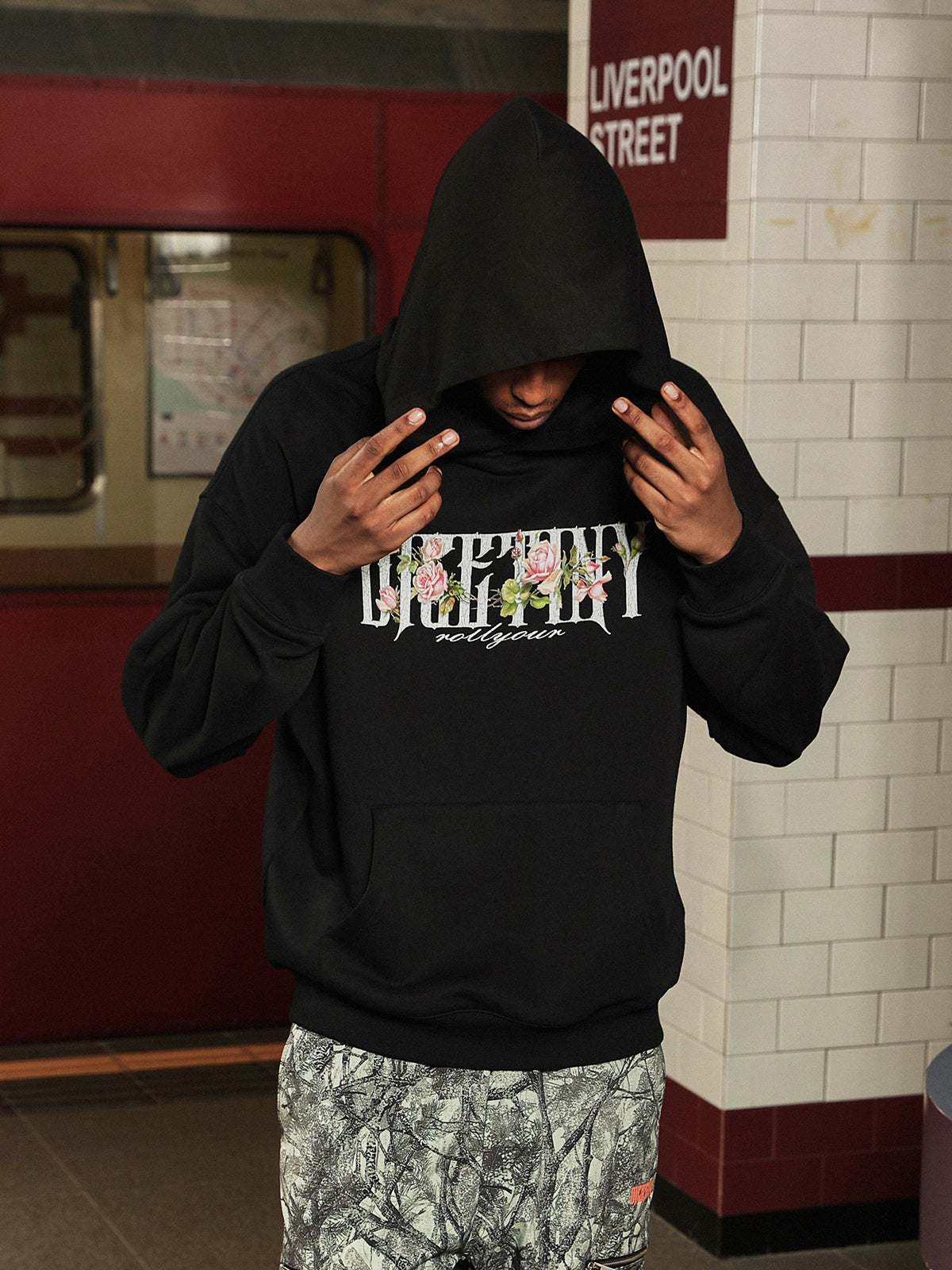 DICETINY Basic Logo Rose Floral Print Hoodie