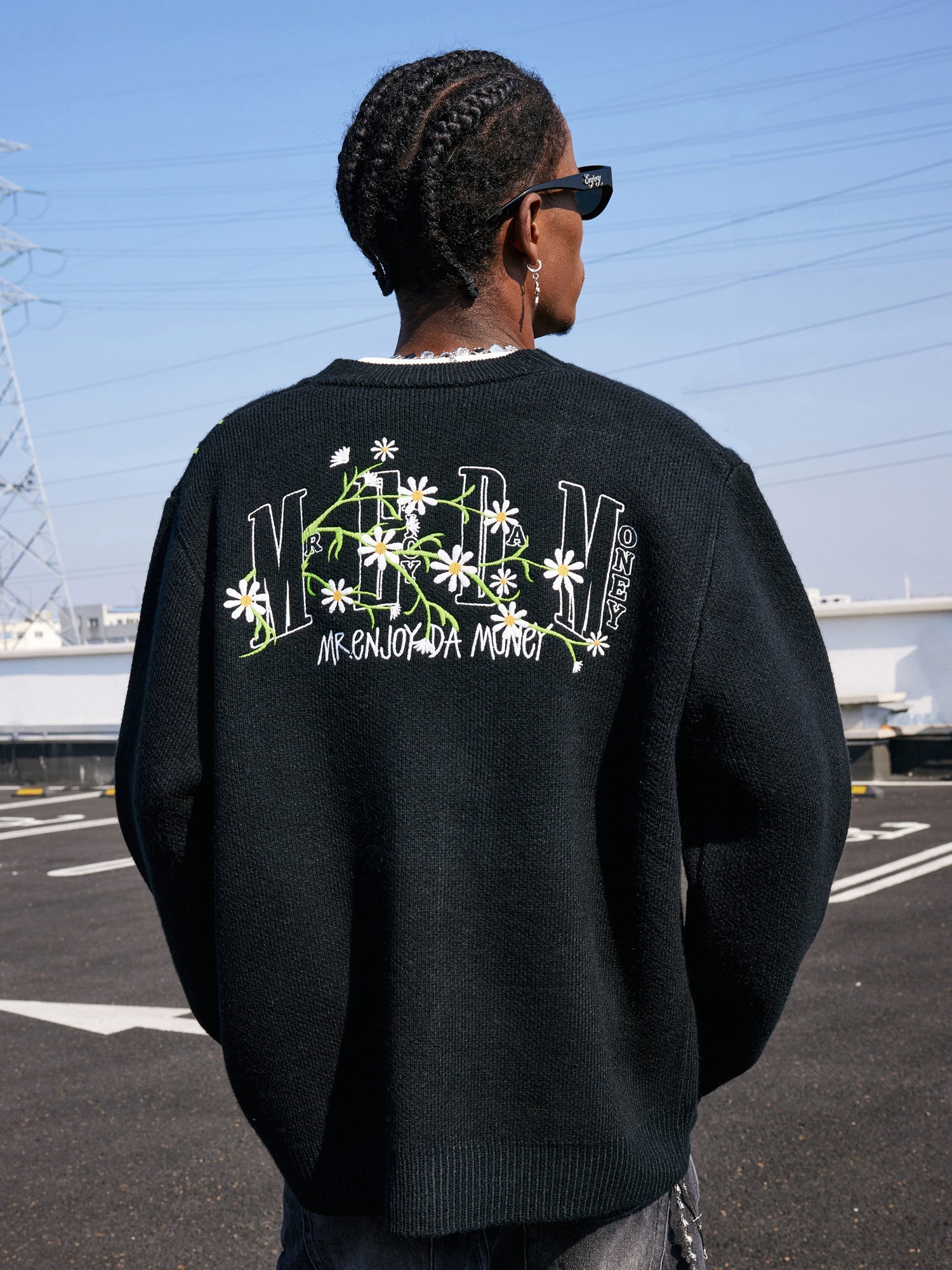 MEDM Flower Logo Embroidered Knit Cardigan