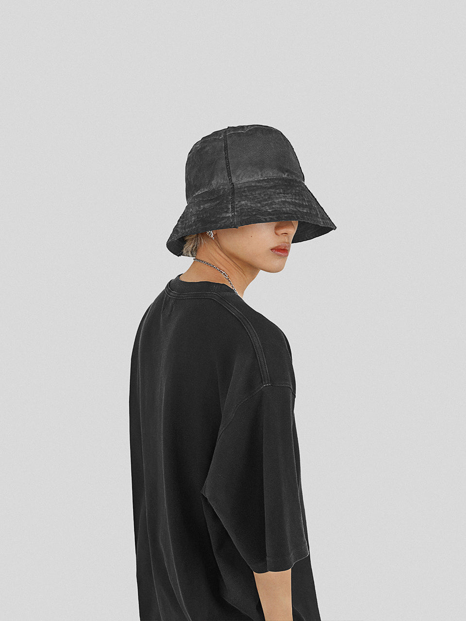 UNDERWATER Wash Aged Logo Embroidered Deconstructed Bucket Hat