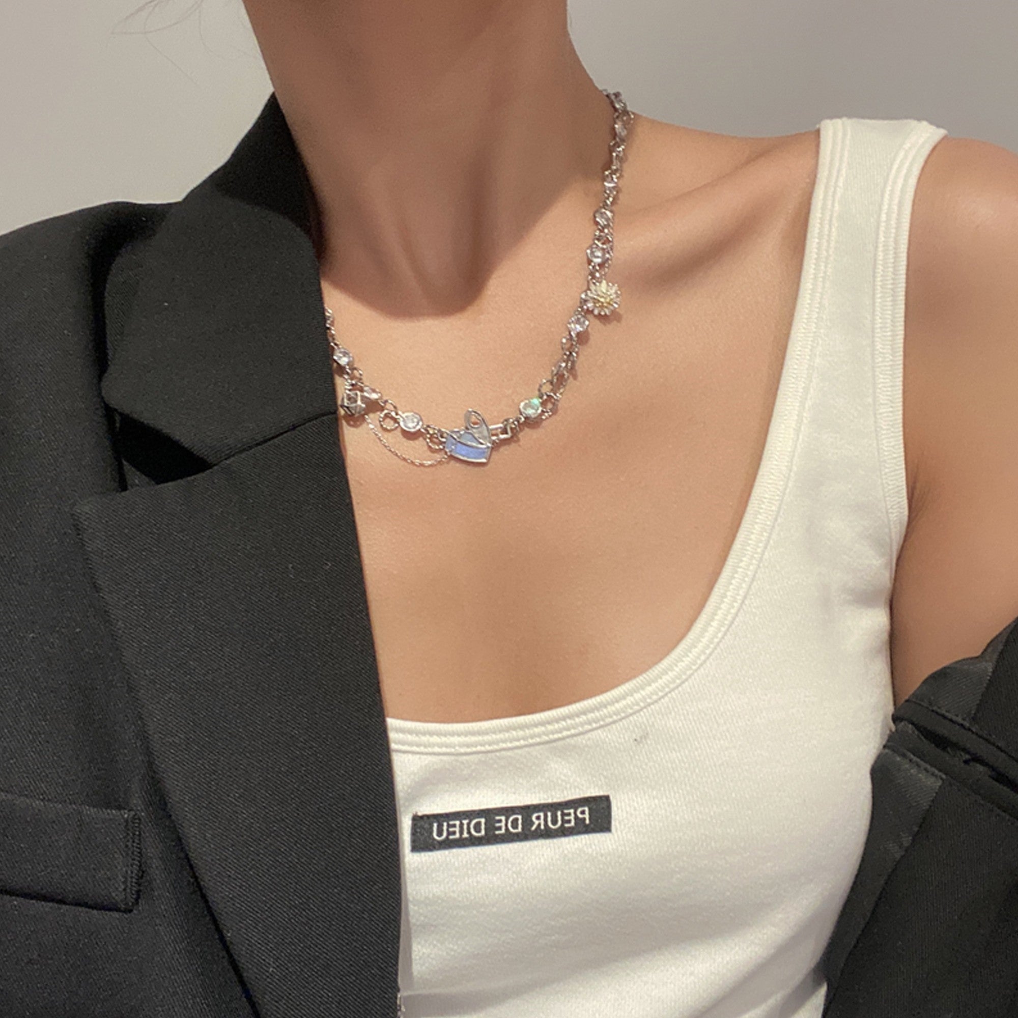 NboStore Zirconia Daisy couple Necklace
