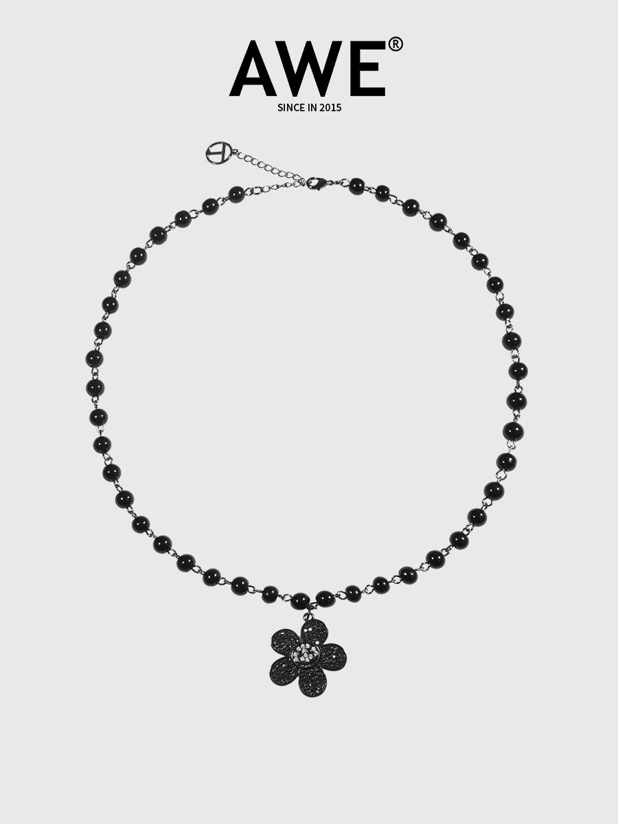 AWE Diamond Smiley Sunflower Necklace