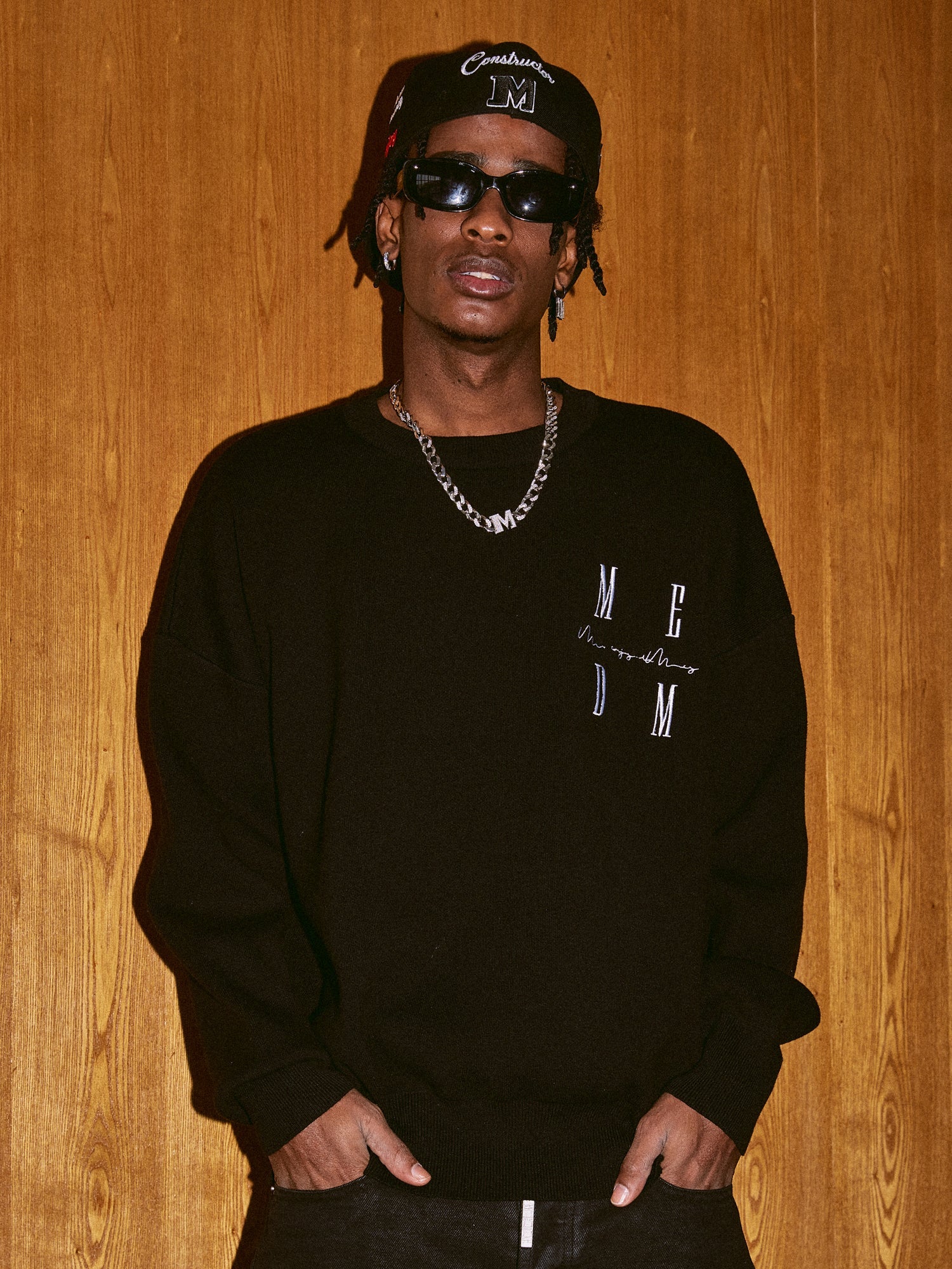 MEDM Worsted Heavyweight Cotton Basic Logo Knit Sweater
