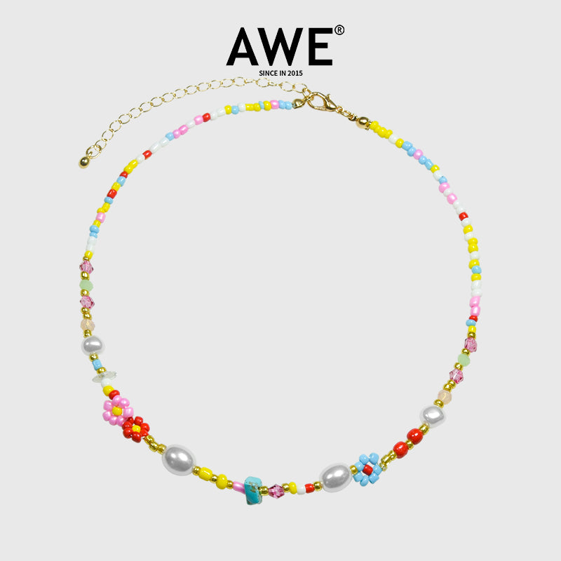 AWE Flower Pearl Beaded Necklace