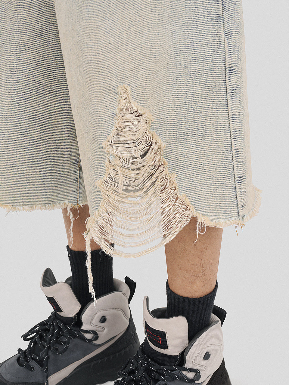UNDERWATER Washed Damaged Light Blue Denim Shorts | Baggy Jorts