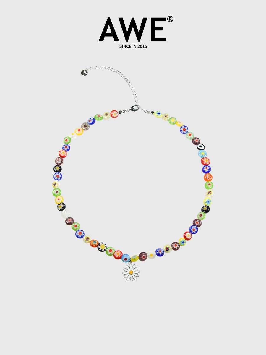 AWE Small Daisy Necklace